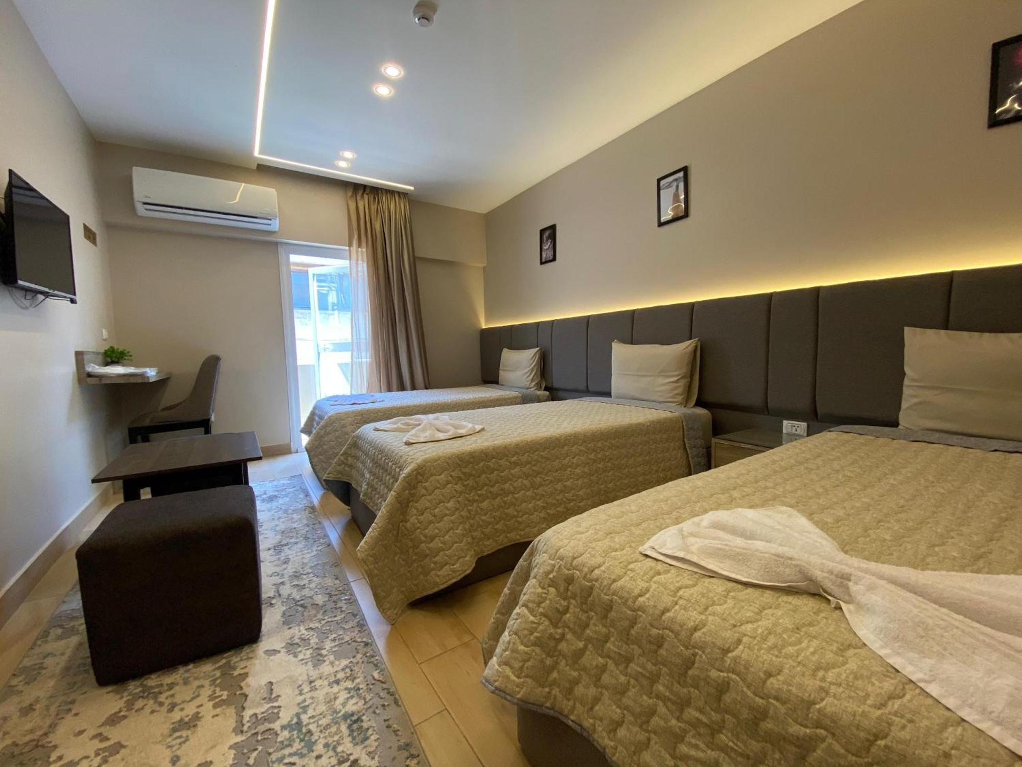 Holy Sheet Plus Cairo Exterior photo