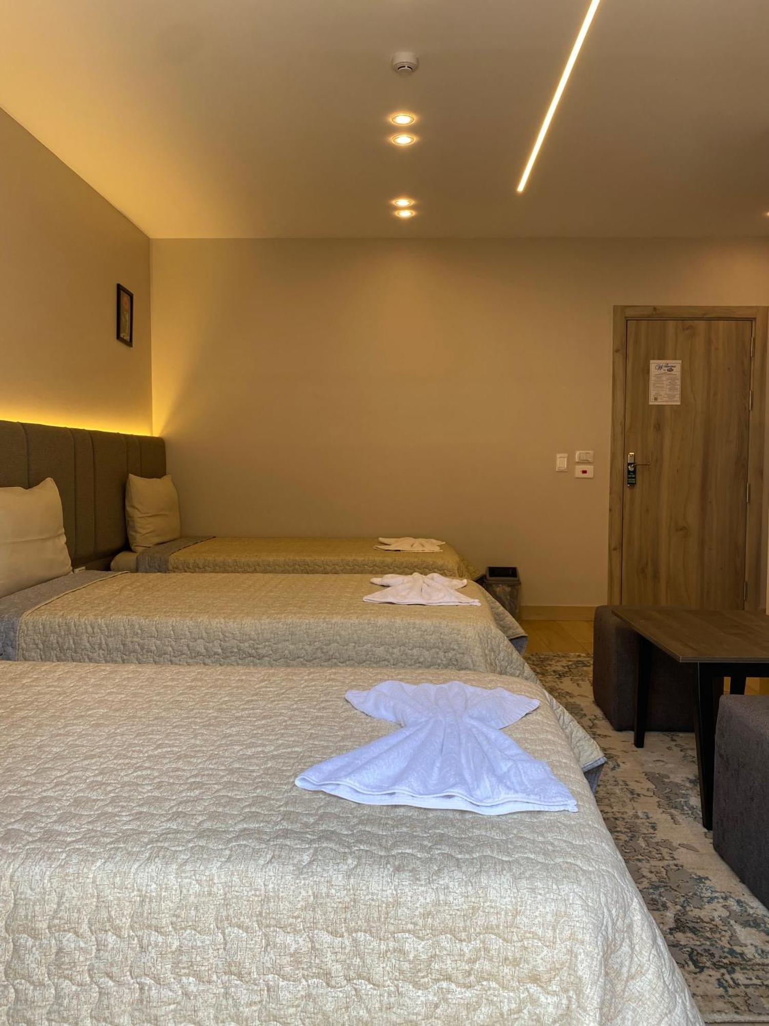 Holy Sheet Plus Cairo Exterior photo